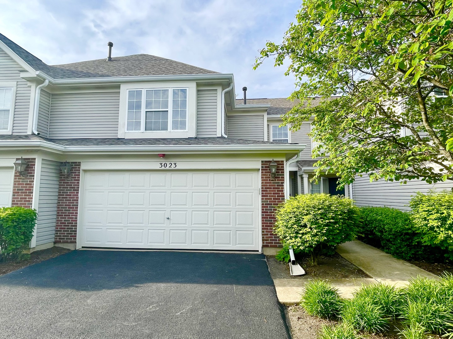 3023 Crystal Rock Road, Naperville, IL