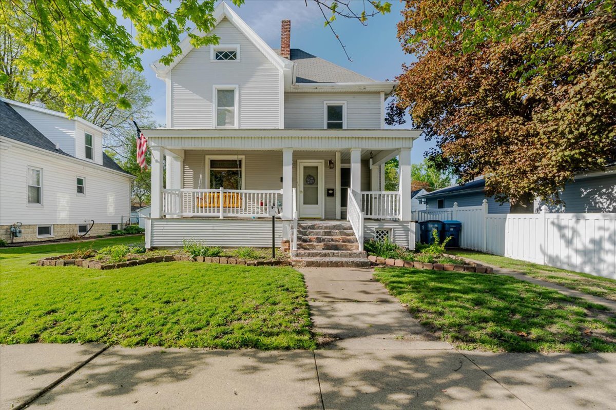 117 W Humiston Street, Pontiac, IL