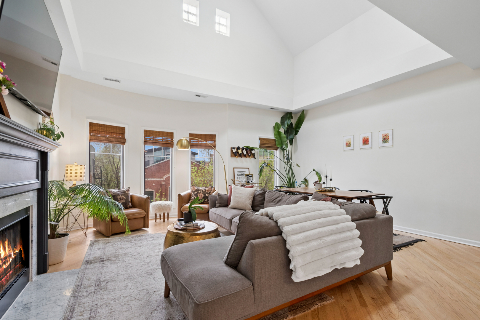 3141 N Racine Avenue #3, Chicago, IL