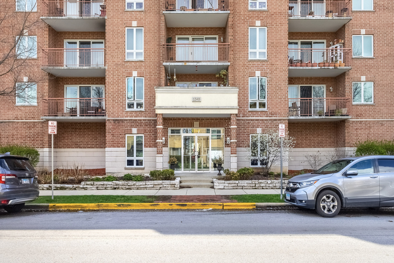 1349 E WASHINGTON Street #310A, Des Plaines, IL