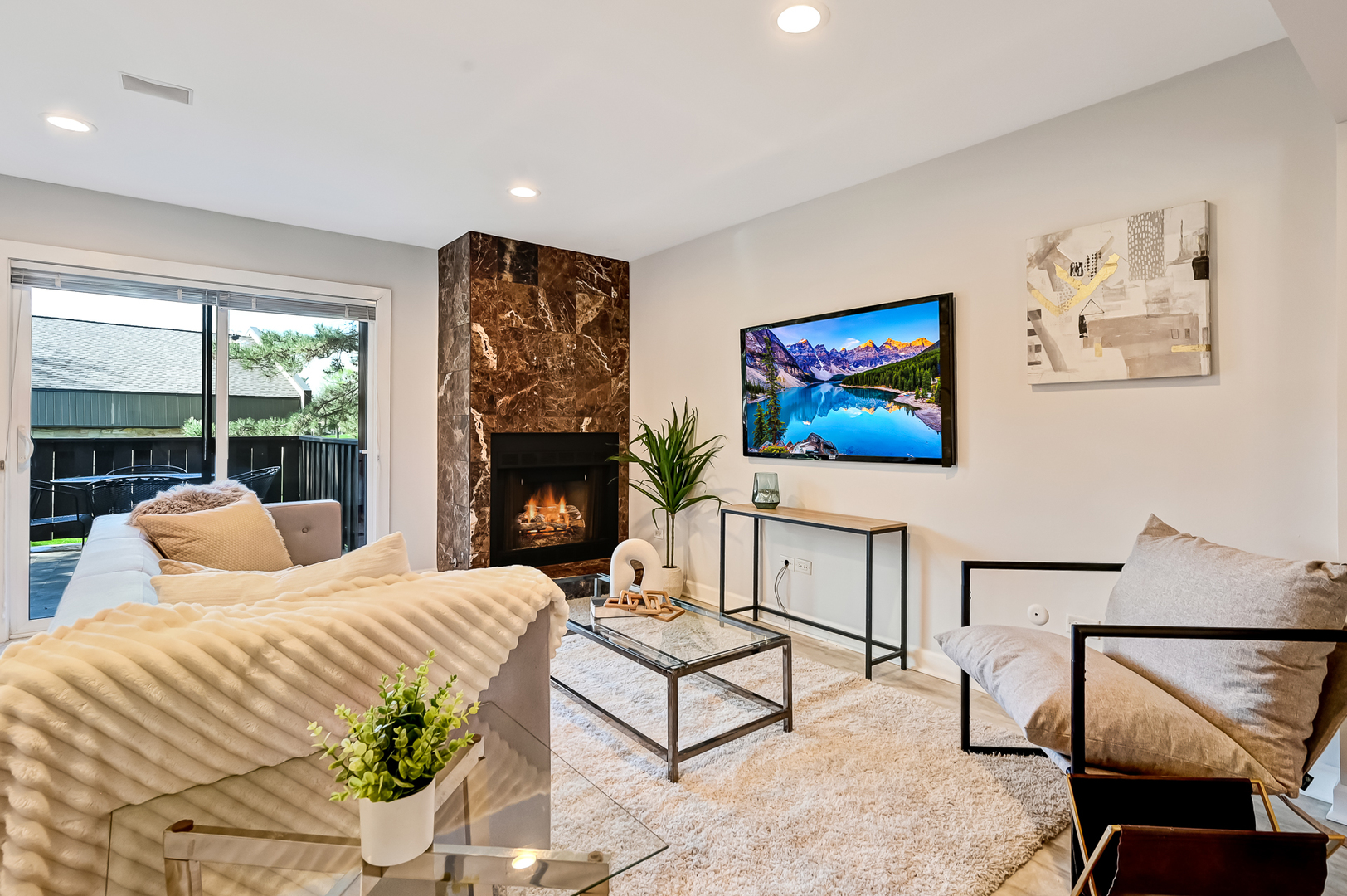 7 Nacona Lane, Indian Head Park, IL