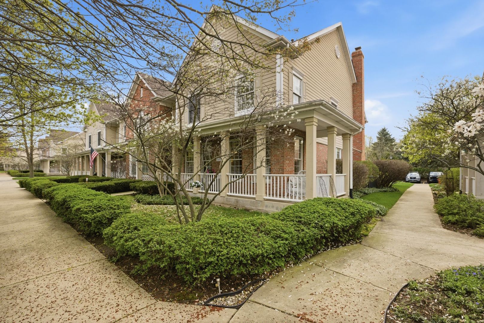 4359 Canterbury Court, St. Charles, IL