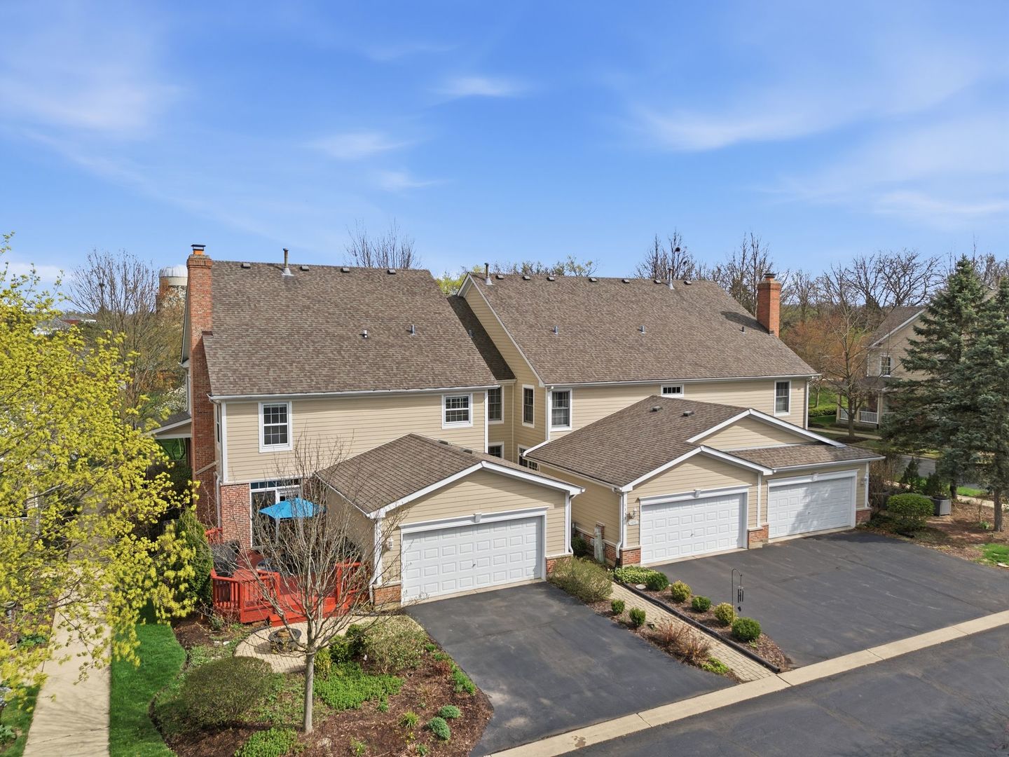 4359 Canterbury Court, St. Charles, IL