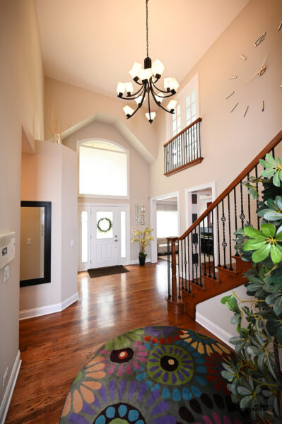 1812 Warwick Lane, Schaumburg, IL