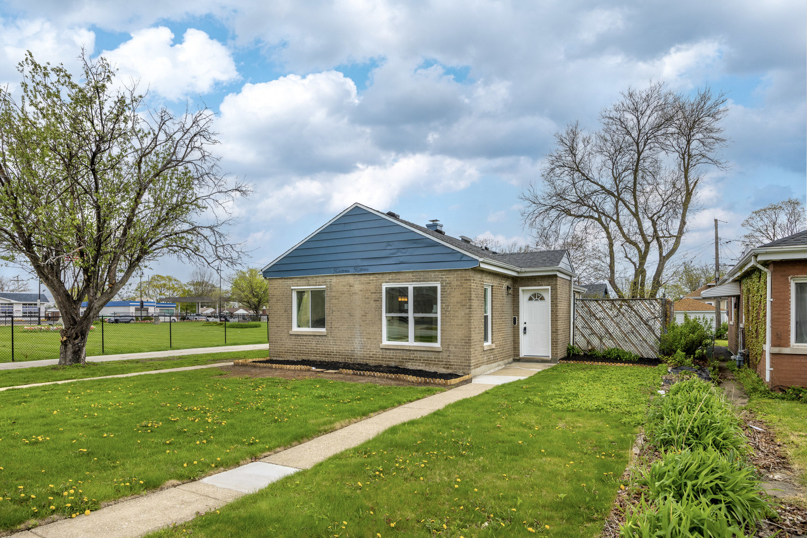 1415 N Taft Avenue, Berkeley, IL