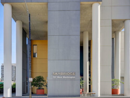 737 W Washington Boulevard #1209, Chicago, IL