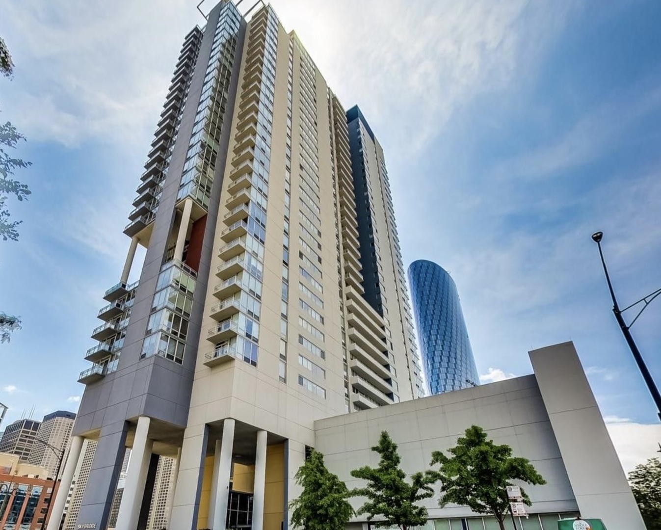 737 W Washington Boulevard #1209, Chicago, IL