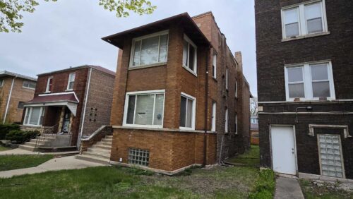 8215 S Eberhart Avenue, Chicago, IL