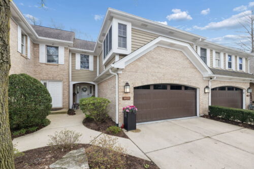 11133 Indian Woods Drive, Indian Head Park, IL