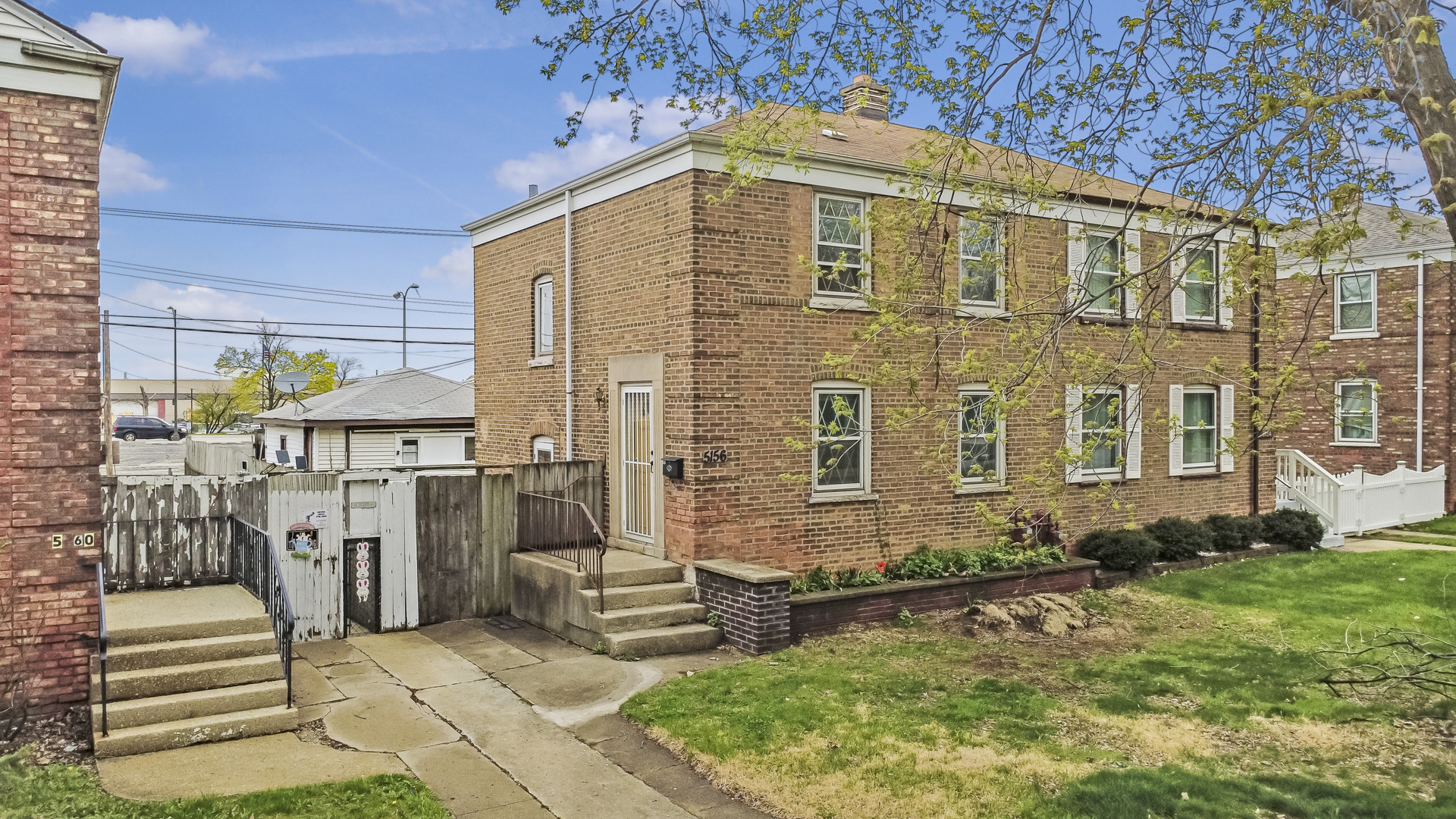 5156 W 63rd Place, Chicago, IL