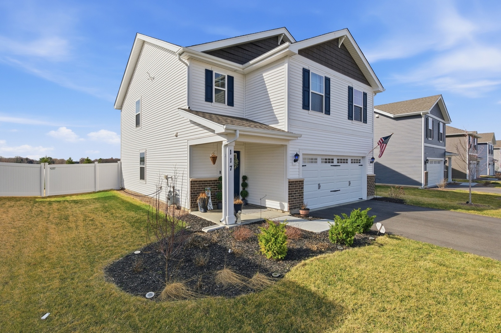 117 Fieldcrest Avenue, Hampshire, IL