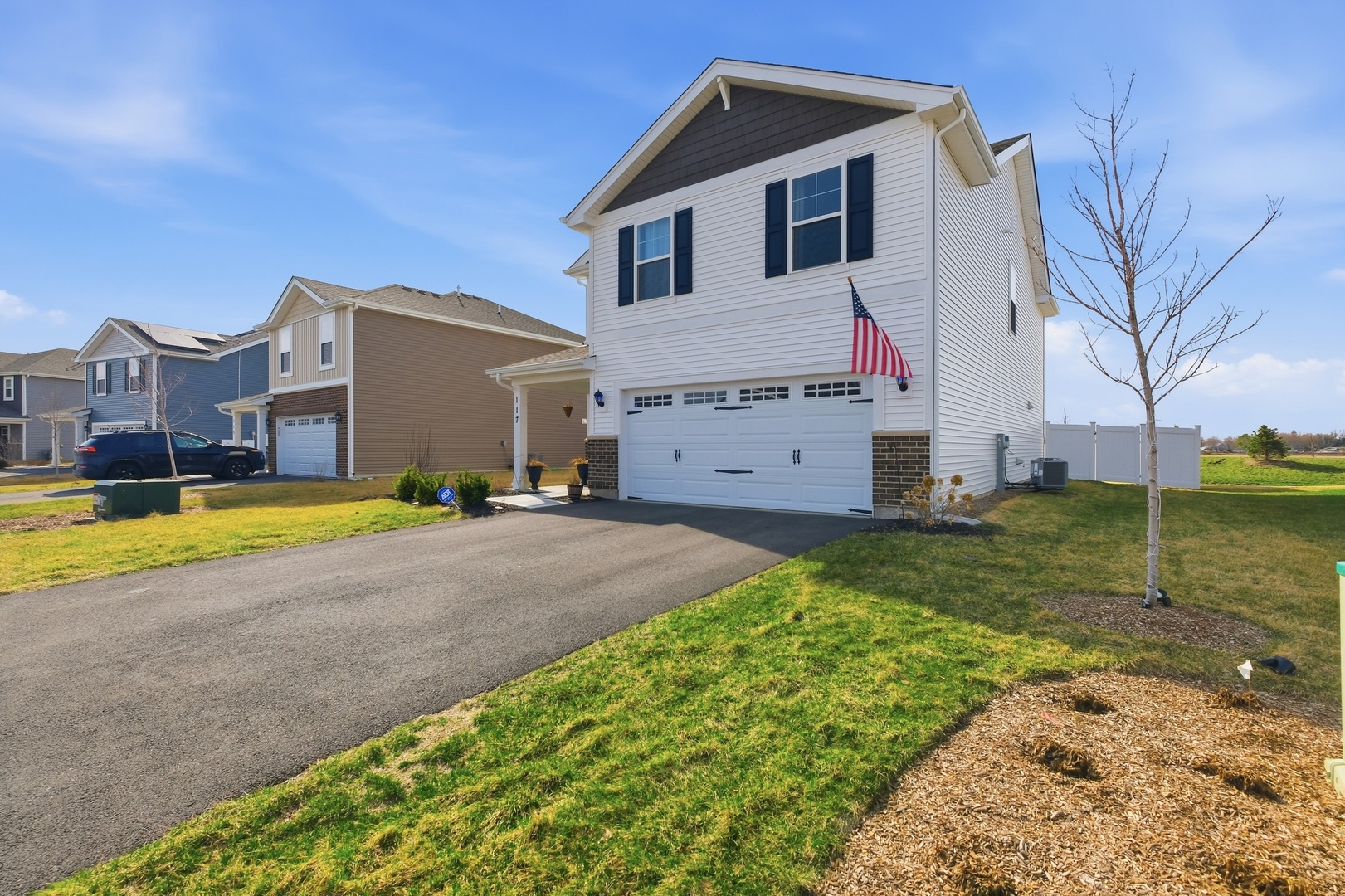 117 Fieldcrest Avenue, Hampshire, IL