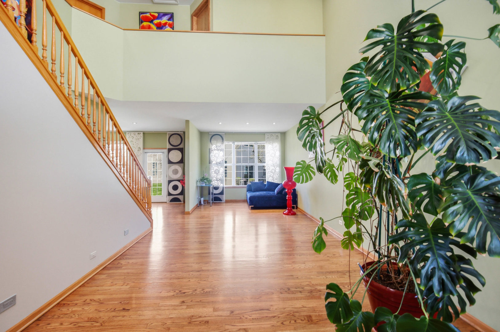 541 Shakespeare Drive, Grayslake, IL