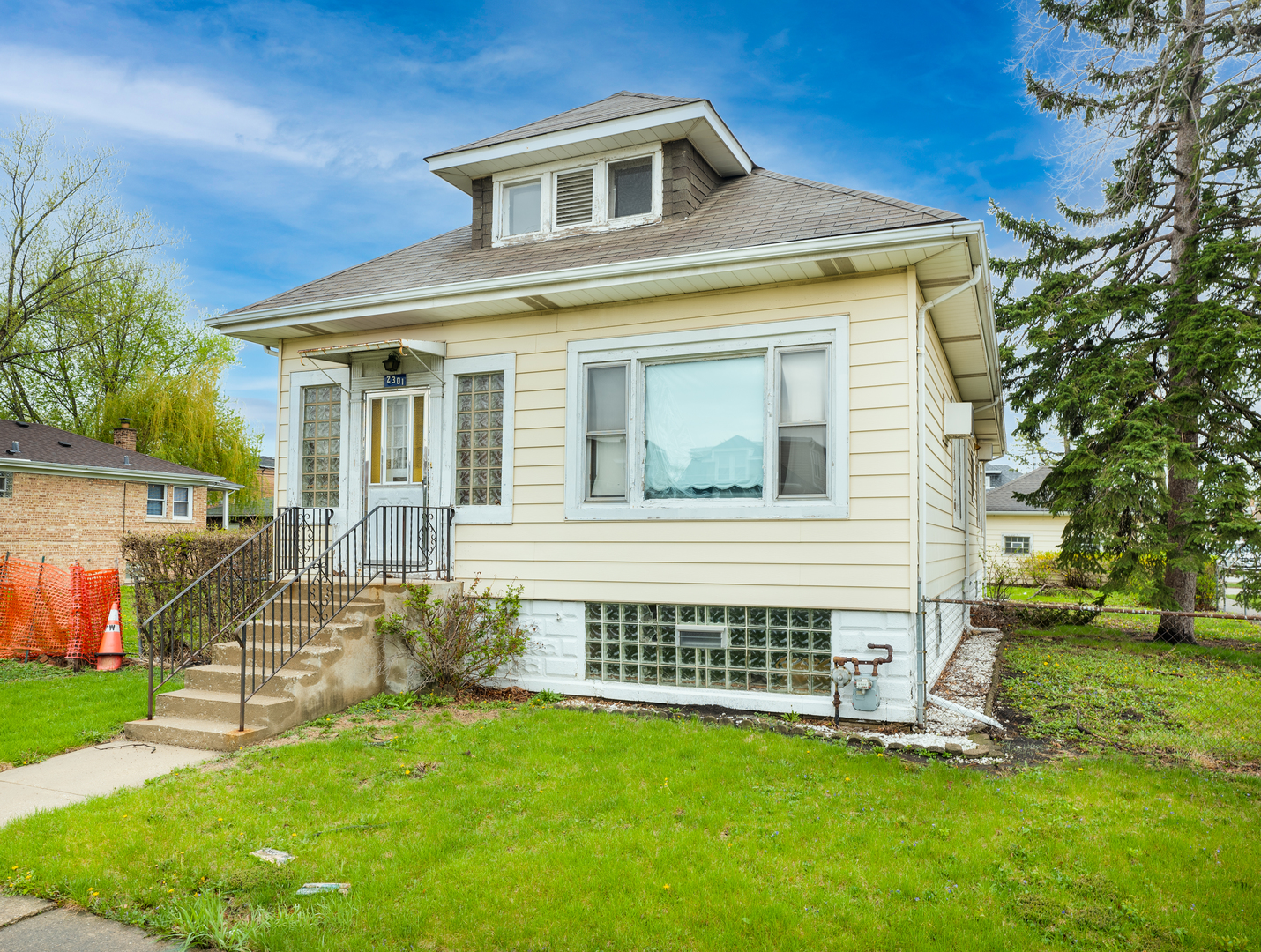 2301 N 74th Court, Elmwood Park, IL