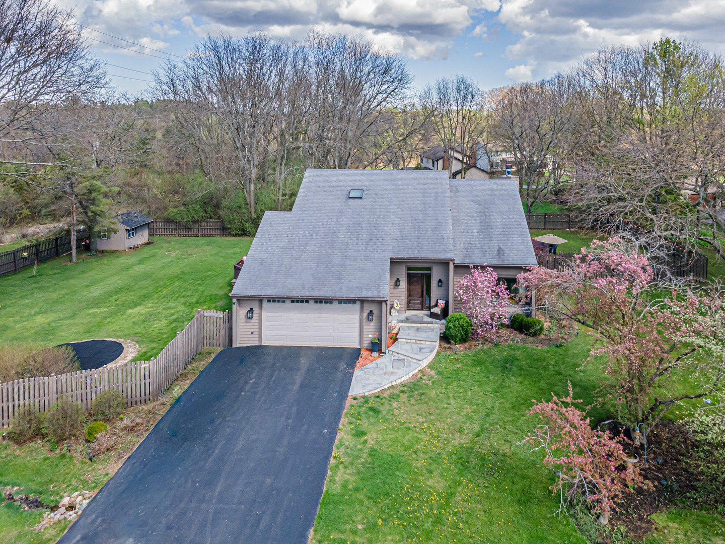 30949 N Leesley Court, Libertyville, IL