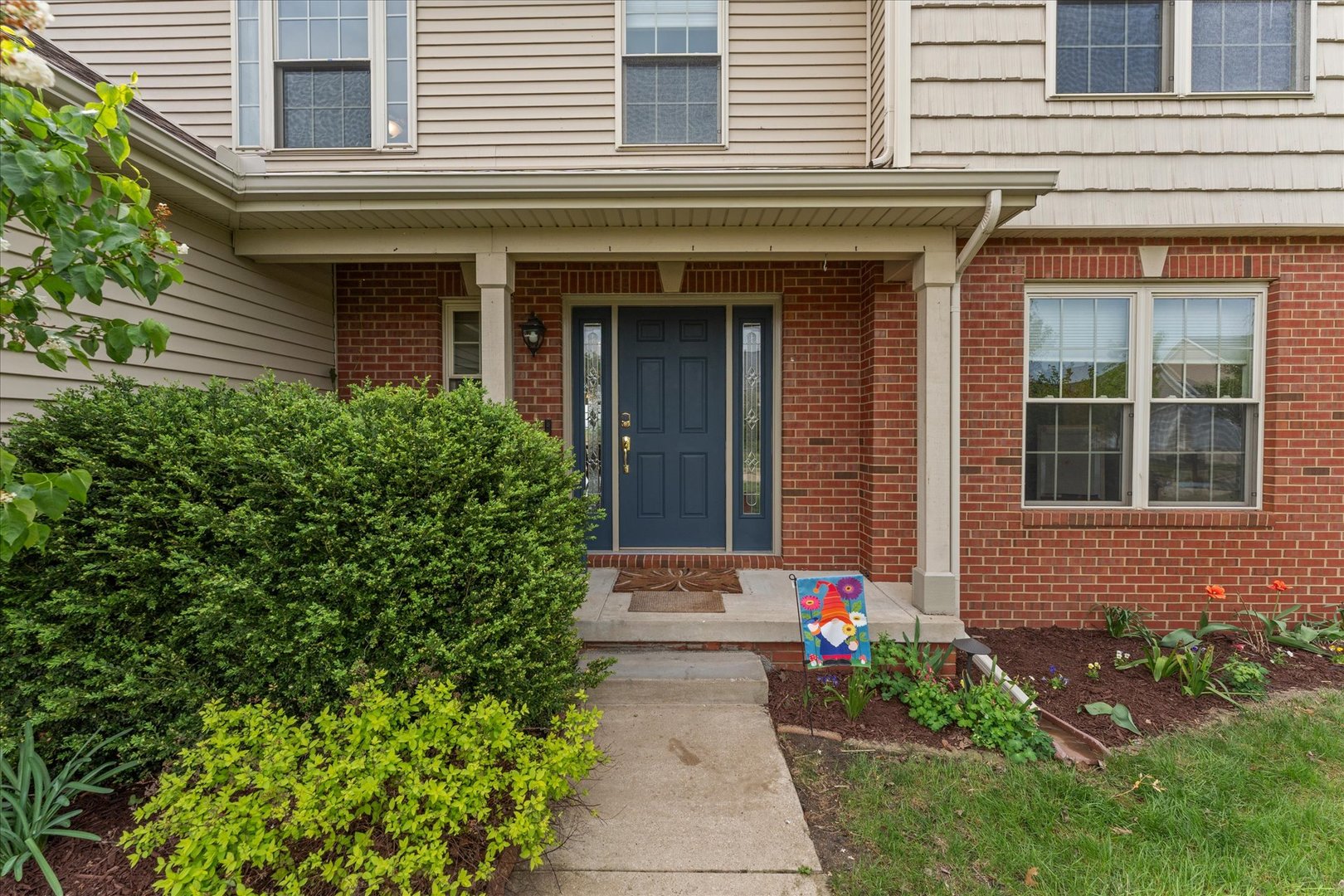 5101 Stonebridge Drive, Champaign, IL
