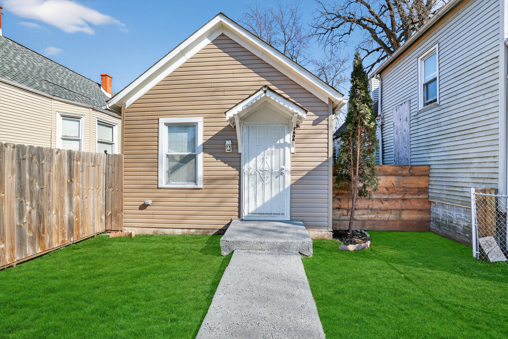 7535 S ST. LAWRENCE Avenue, Chicago, IL