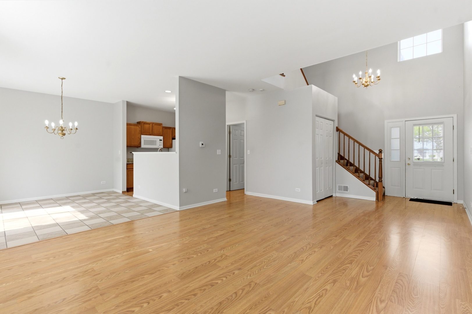 811 Donelson Court, Naperville, IL