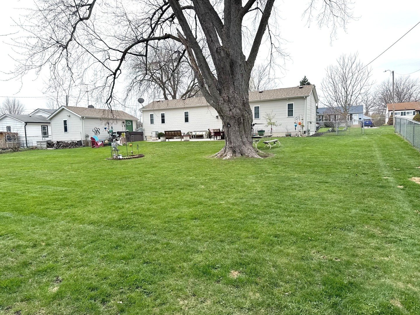 121 N Marion Avenue, Bartlett, IL