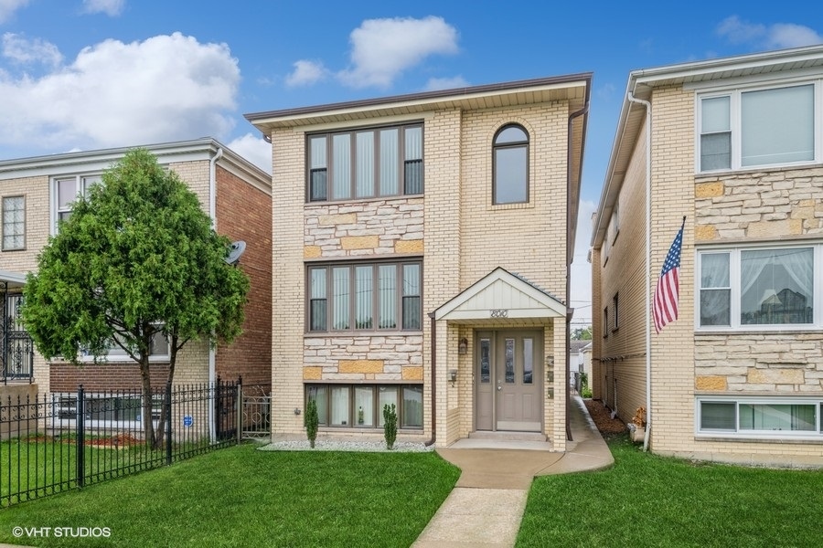 8010 W Addison Street #1, Chicago, IL