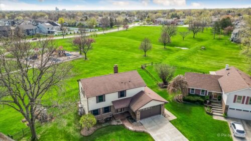 901 Garnet Circle, Schaumburg, IL