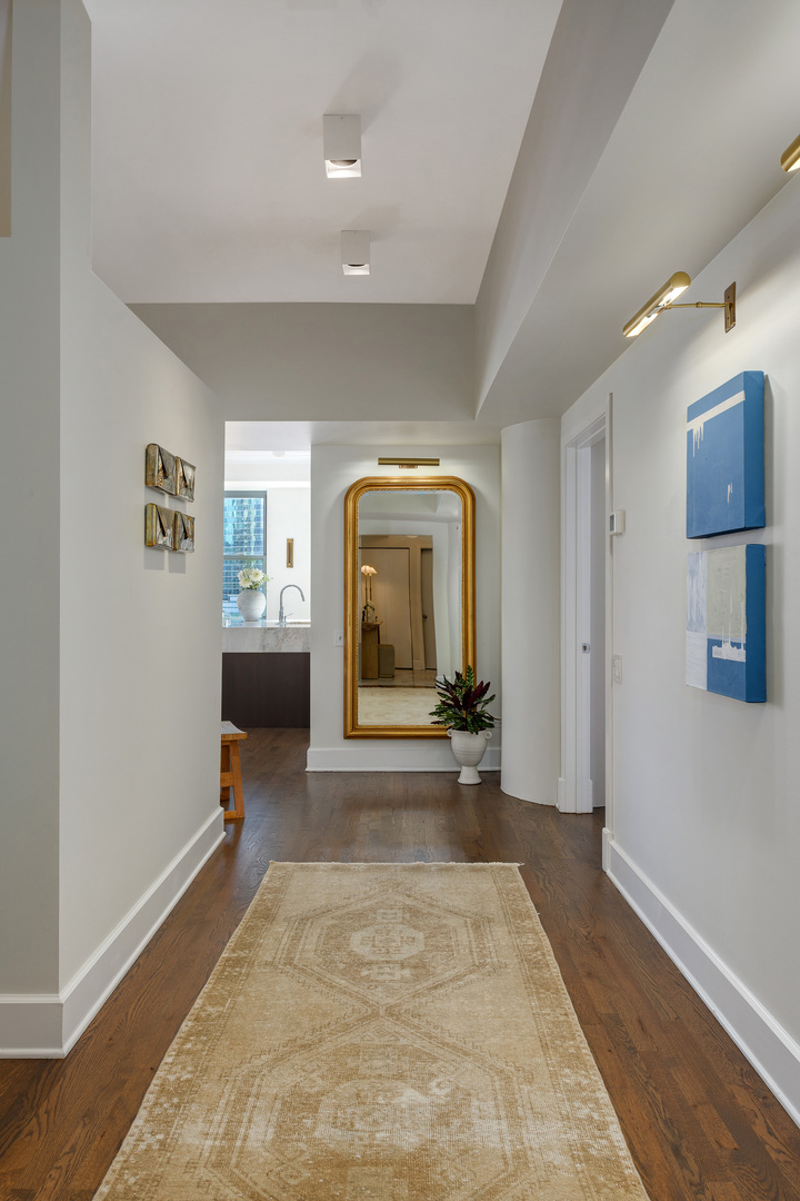 165 N Canal Street #512, Chicago, IL