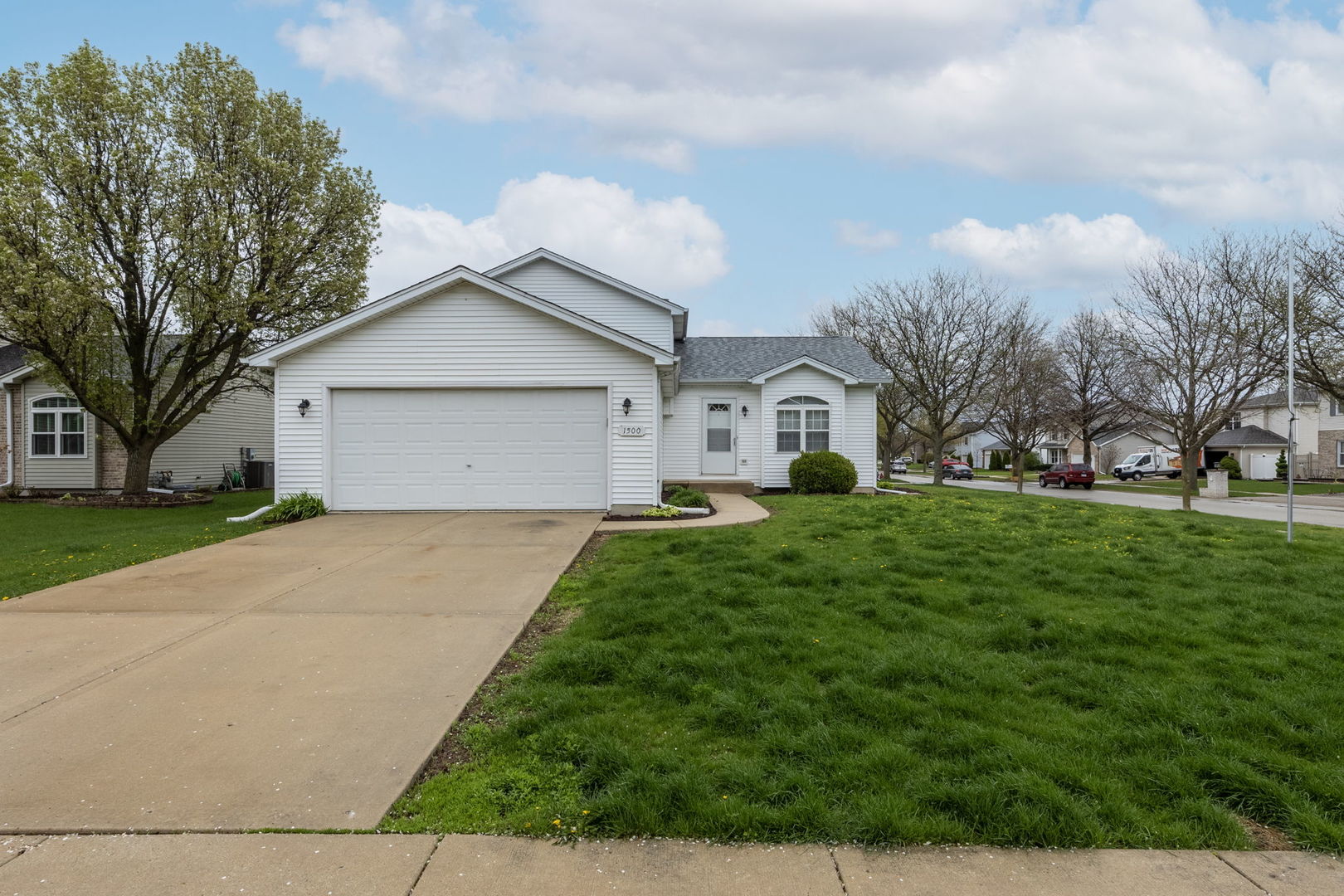 1500 Green Trails Drive, Plainfield, IL