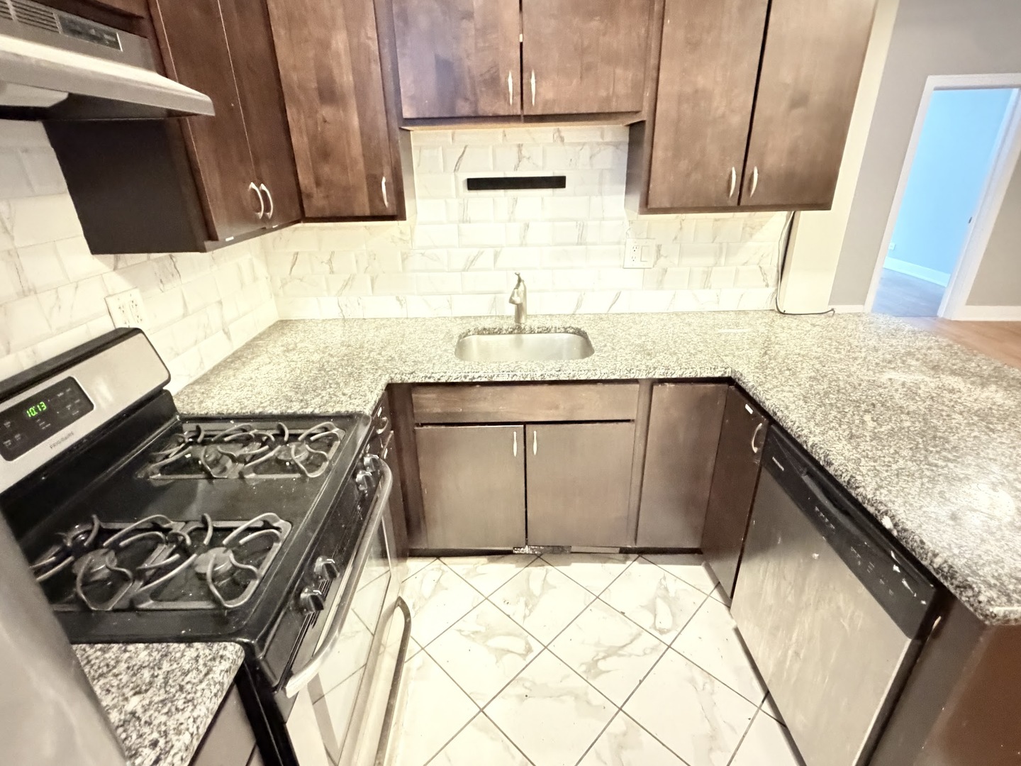 3155 W Augusta Boulevard #G, Chicago, IL