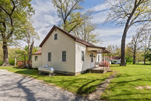 1140 Race Track Road, Centralia, IL