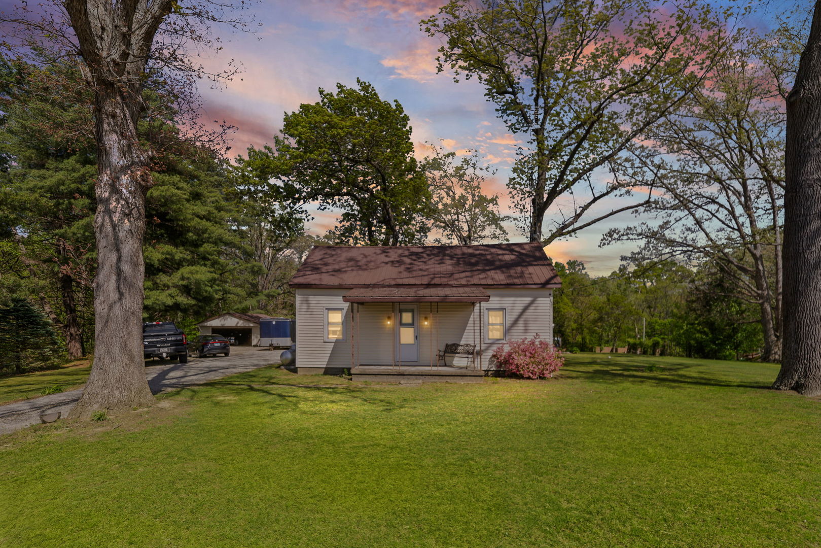 1140 Race Track Road, Centralia, IL