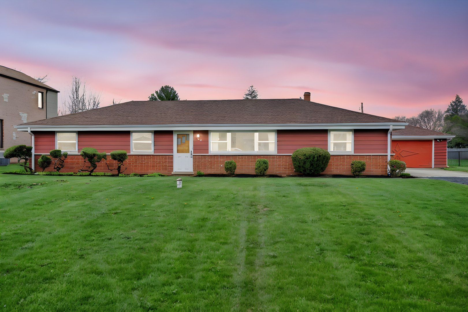 102 W Elaine Circle, Prospect Heights, IL