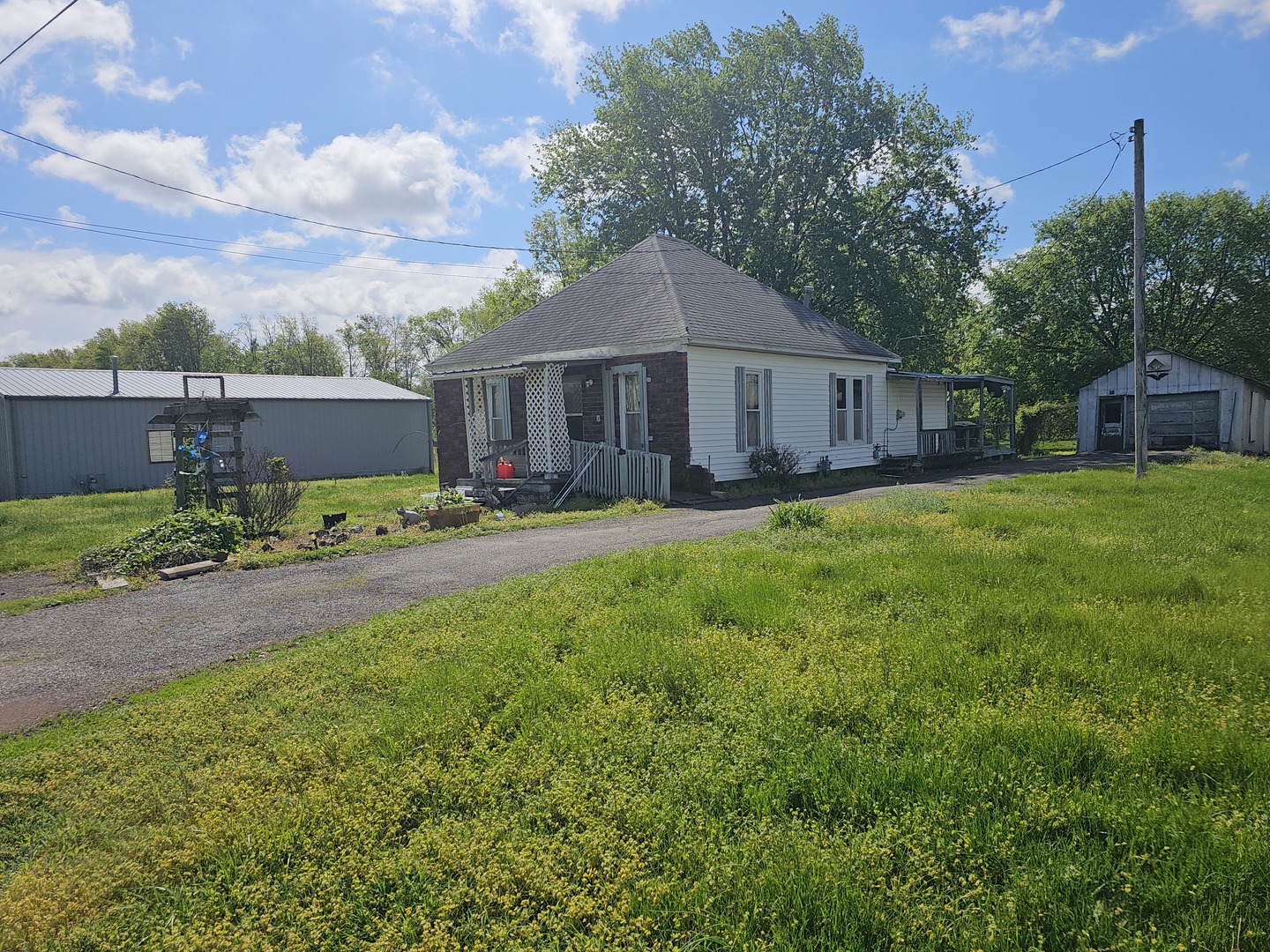 607 Filbert Street, Odin, IL