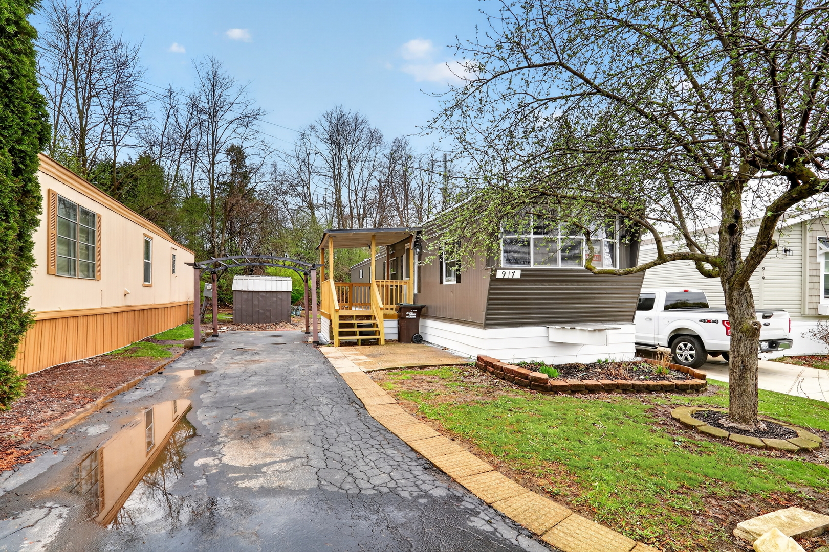 917 Lunga Drive, Round Lake, IL