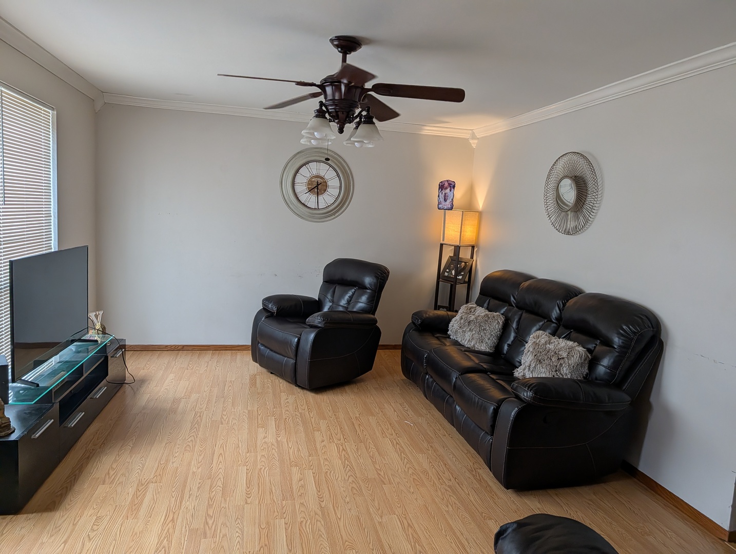 607 Castleton, Champaign, IL