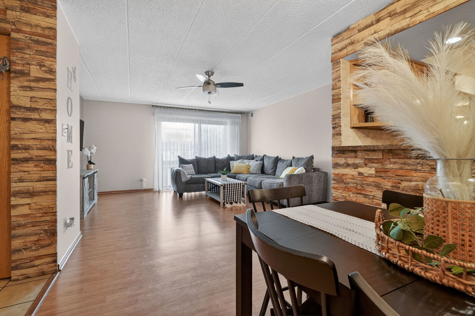 10571 Palos Place #B, Palos Hills, IL