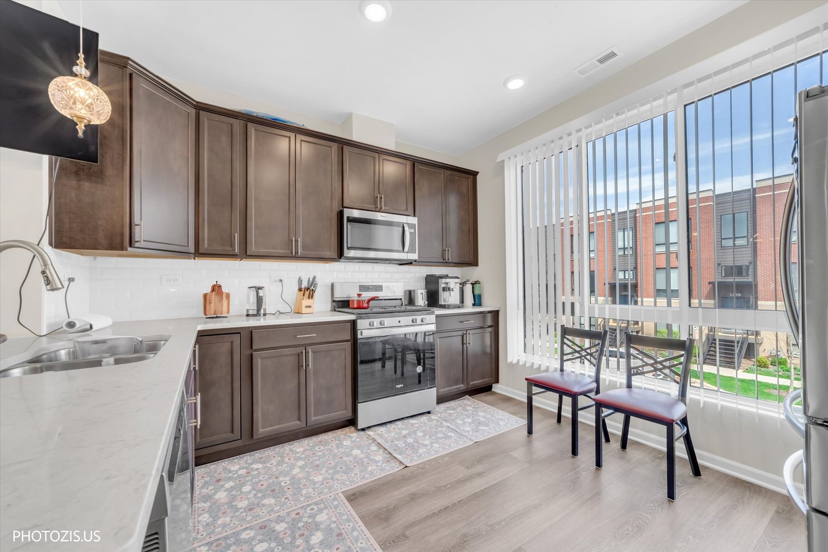 1271 Catalina Court, Schaumburg, IL