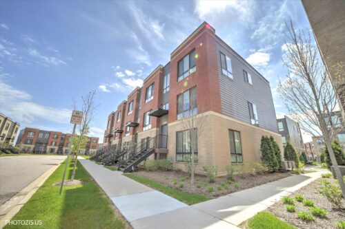 1271 Catalina Court, Schaumburg, IL