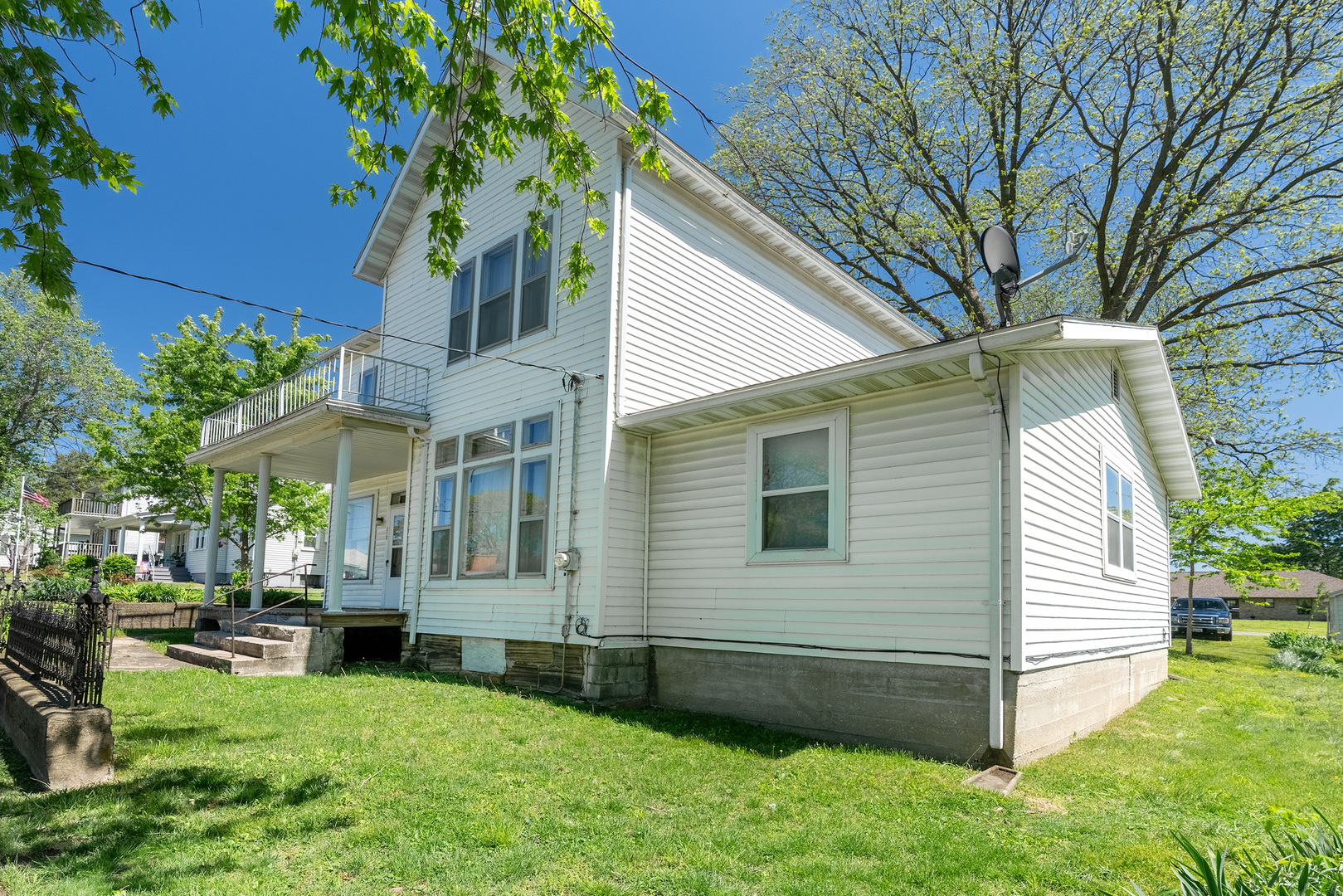 213 S Main Street, Campbell Hill, IL