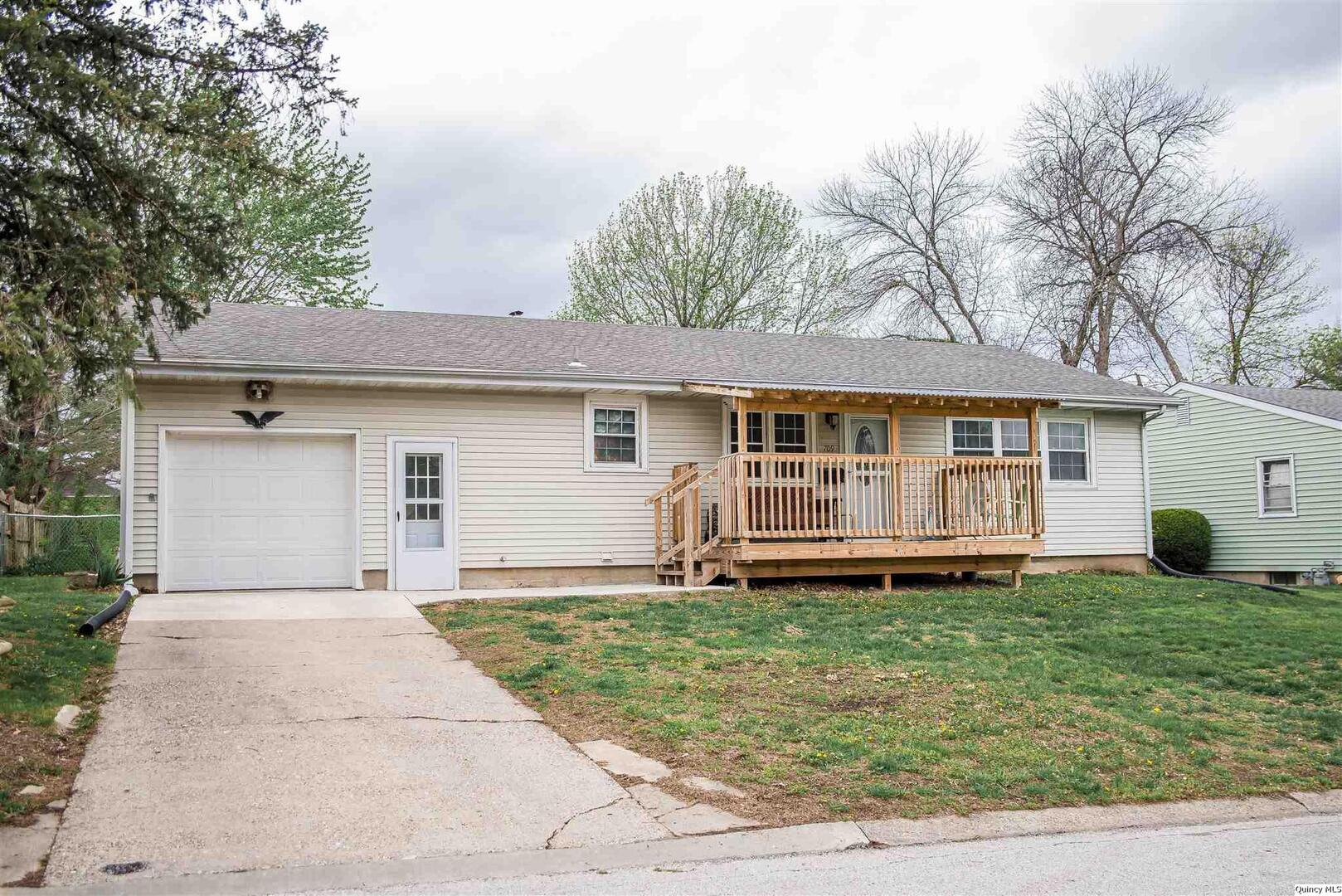 709 Hamilton, Quincy, IL