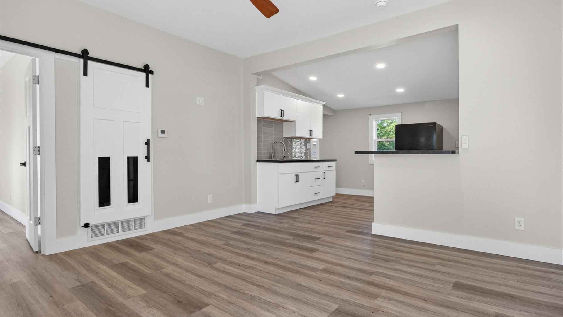 104 S Oak Street, Arrowsmith, IL