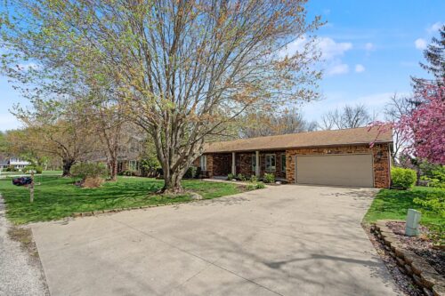 24 Lori Lane Court, Geneseo, IL