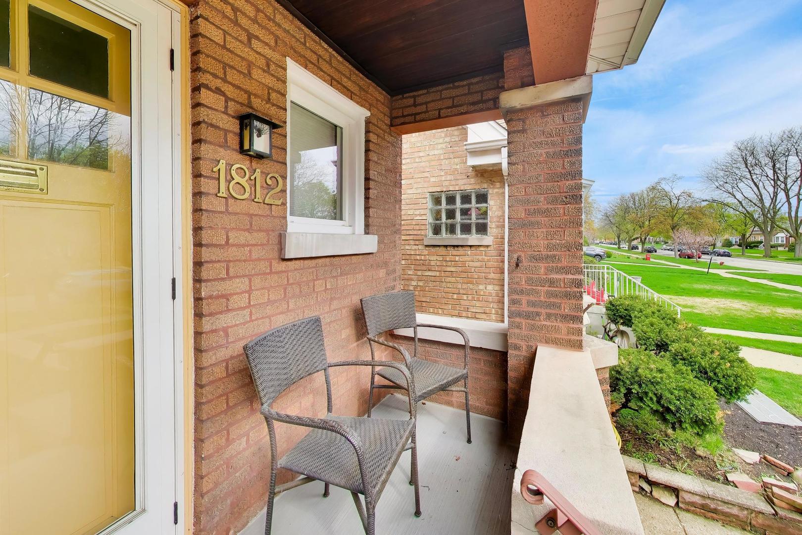 1812 N Nordica Avenue, Chicago, IL