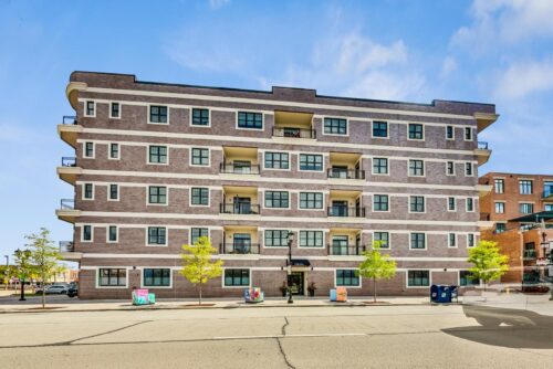 105 S Cottage Hill Avenue #206, Elmhurst, IL