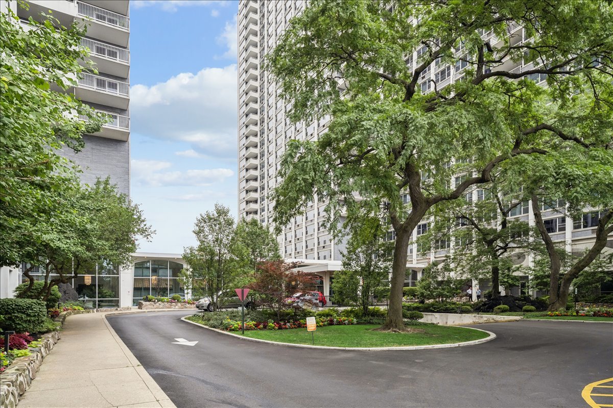 4250 N Marine Drive #2836, Chicago, IL