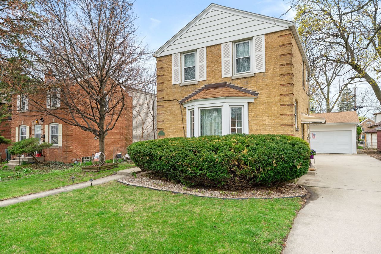 2012 Newton Avenue, Park Ridge, IL