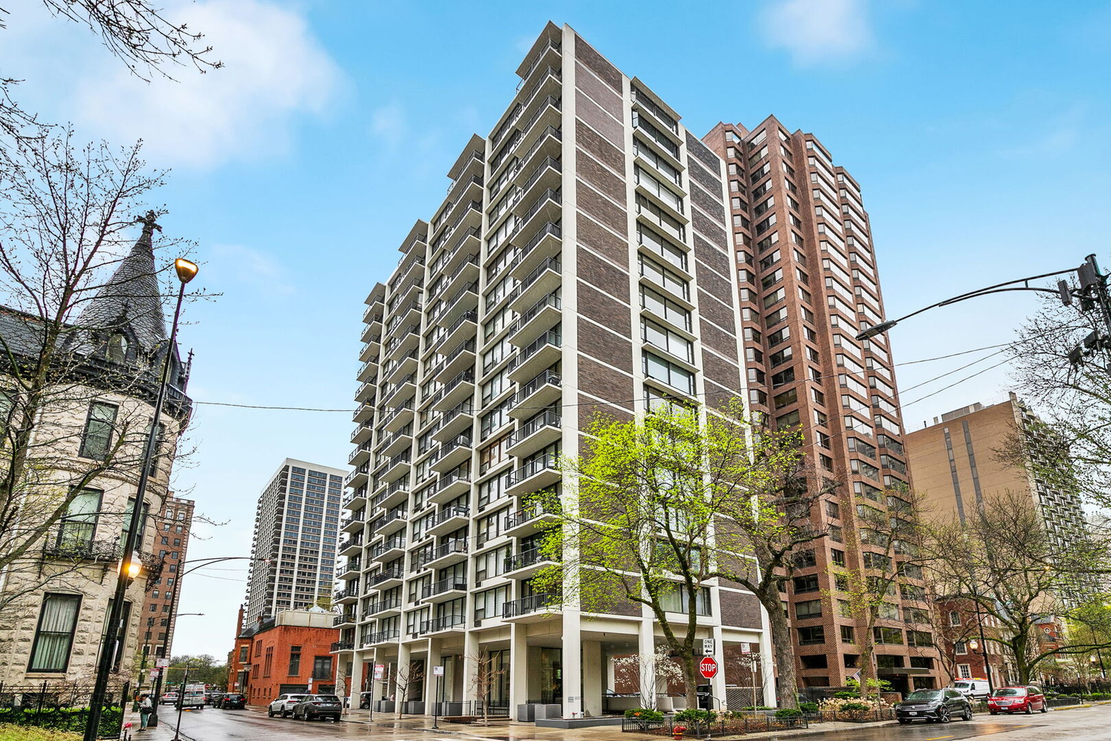 1400 N State Parkway #15D, Chicago, IL