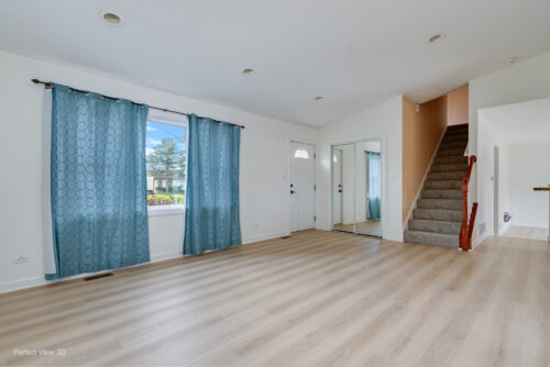 900 Ashford Lane, Westmont, IL