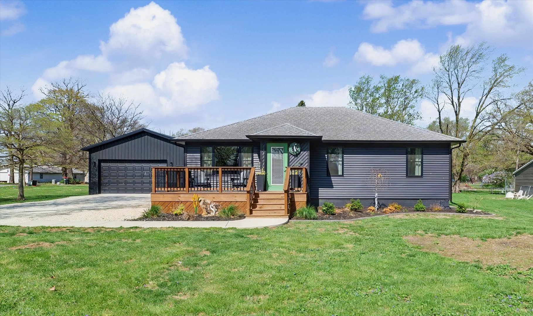 110 N Elm Street, Loda, IL