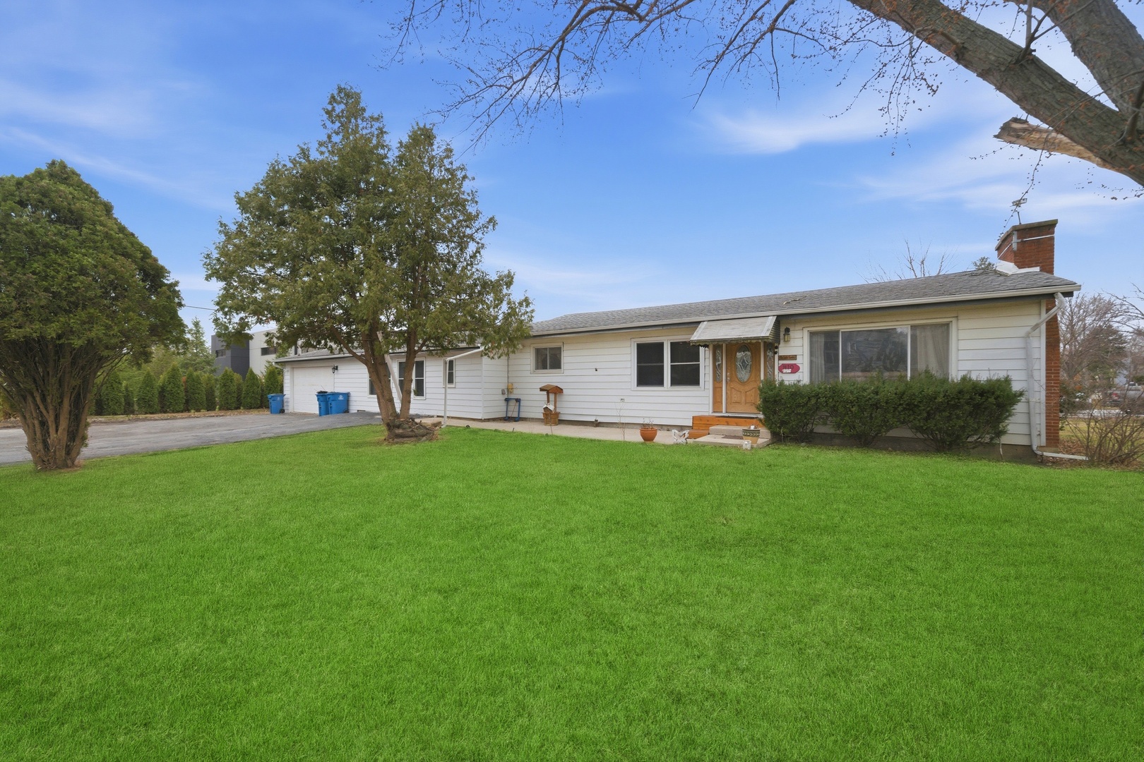 810 N Cherry Street, Addison, IL
