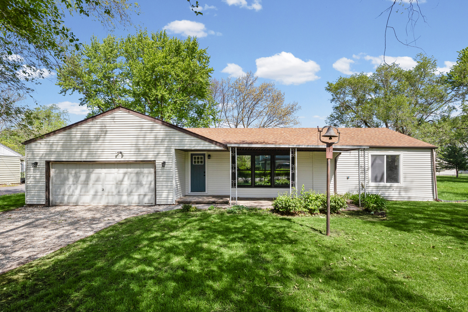 118 E Bower Street, Oreana, IL